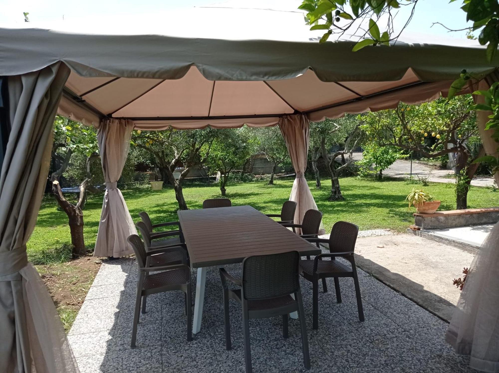 Ai Tre Desideri La Casita Villa Aci Castello Bagian luar foto