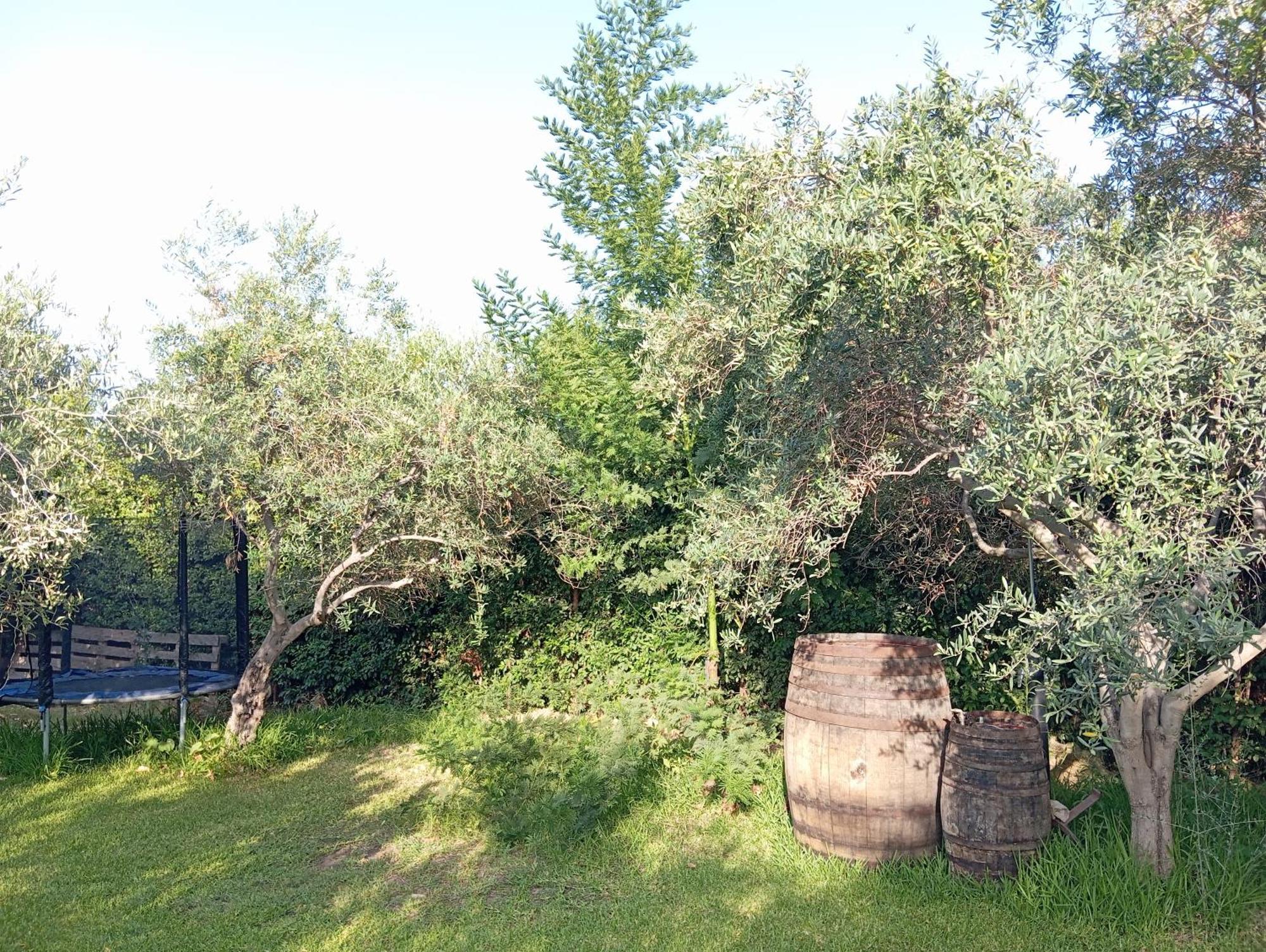 Ai Tre Desideri La Casita Villa Aci Castello Bagian luar foto